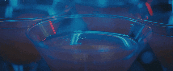 杀!尺度闻所未闻本片依旧「未成年慎看」j9九游真人游戏第一品牌整整6年一直在(图2) 杀!尺度闻所未闻本片依旧「未成年慎看」j9九游真人游戏第一品牌整整6年一直在(图2)